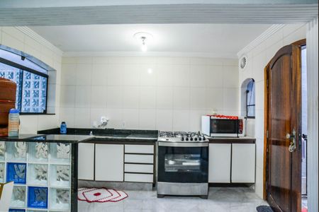 Casa à venda com 241m², 3 quartos e 3 vagasCozinha