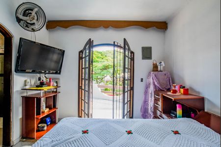 Casa à venda com 241m², 3 quartos e 3 vagasQuarto Suíte