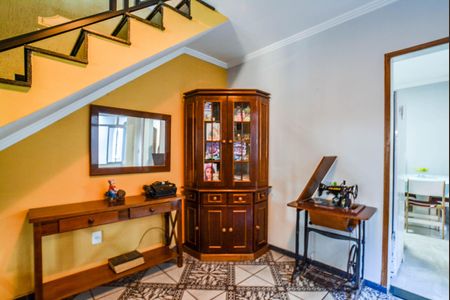 Casa à venda com 241m², 3 quartos e 3 vagasSala