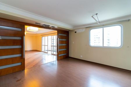 Apartamento à venda com 267m², 3 quartos e 3 vagasSala de TV