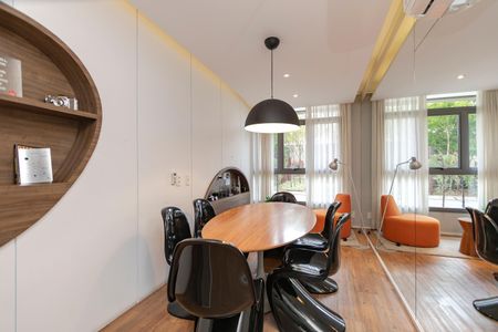 Apartamento para alugar com 36m², 1 quarto e 1 vaga Apartamento para alugar com 36m², 1 quarto e 1 vagaCoworking