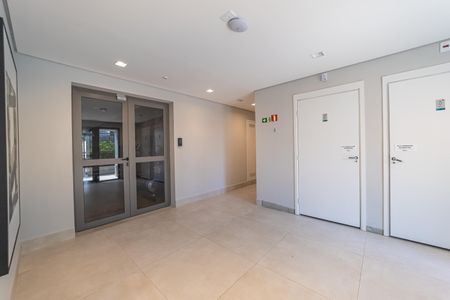 Apartamento à venda com 42m², 2 quartos e sem vagaÁrea comum