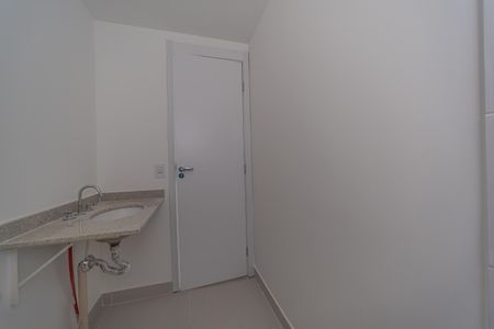 Apartamento à venda com 42m², 2 quartos e sem vagaBanheiro