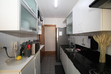 Apartamento à venda com 60m², 2 quartos e 1 vagaCozinha