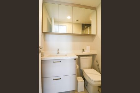 Apartamento à venda com 39m², 1 quarto e 1 vaga Apartamento à venda com 39m², 1 quarto e 1 vagaBanheiro da Suíte