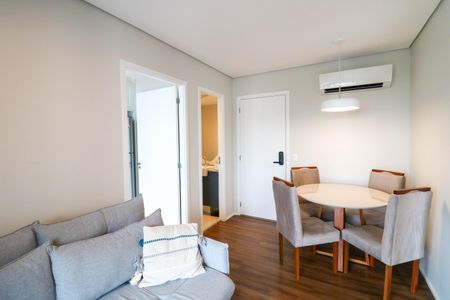 Apartamento à venda com 39m², 1 quarto e 1 vaga Apartamento à venda com 39m², 1 quarto e 1 vagaSala