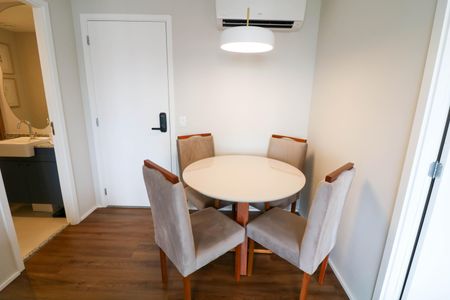 Apartamento à venda com 39m², 1 quarto e 1 vaga Apartamento à venda com 39m², 1 quarto e 1 vagaSala