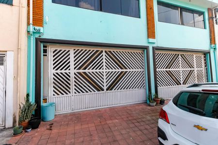 Casa para alugar com 25m², 1 quarto e sem vaga Casa para alugar com 25m², 1 quarto e sem vagaFachada