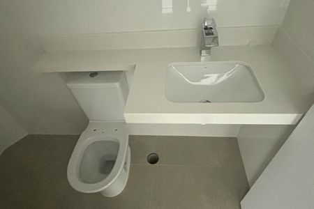 Apartamento à venda com 57m², 2 quartos e 1 vagaBanheiro Social 