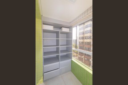 Apartamento para alugar com 146m², 3 quartos e 3 vagasSacada do Quarto 2