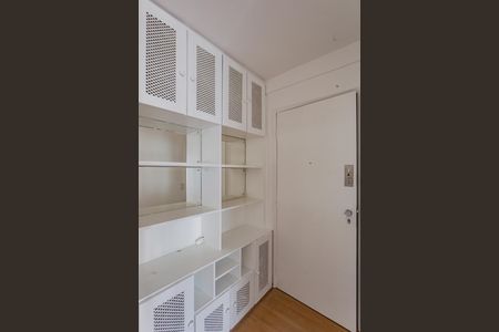 Apartamento à venda com 40m², 2 quartos e 2 vagasEntrada