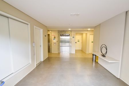 Apartamento para alugar com 37m², 1 quarto e sem vaga Apartamento para alugar com 37m², 1 quarto e sem vagaHall de entrada