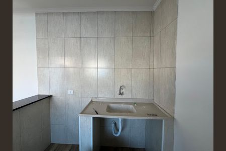 Cozinha de casa para alugar com 0 quarto, 30m² em Conjunto Promorar Estrada da Parada, São Paulo