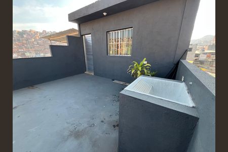 Casa para alugar com 30m², 0 quarto e 1 vagaÁrea de Serviço