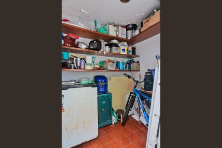 Casa à venda com 180m², 3 quartos e 6 vagasÁrea de Serviço