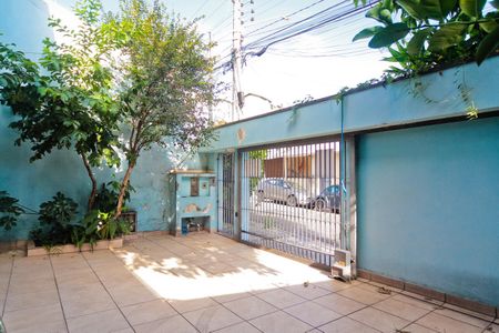 Casa à venda com 180m², 3 quartos e 6 vagasÁrea externa