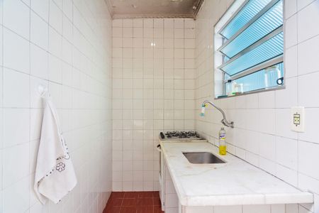Casa à venda com 180m², 3 quartos e 6 vagasÁrea de Serviço