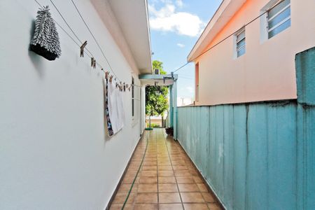 Casa à venda com 180m², 3 quartos e 6 vagasÁrea externa