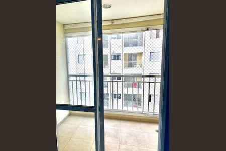 Apartamento à venda com 55m², 2 quartos e 1 vagaFoto 01