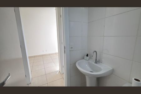 Apartamento para alugar com 43m², 2 quartos e sem vagaBanheiro