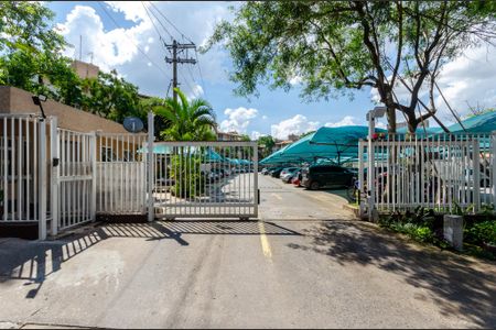 Apartamento para alugar com 60m², 3 quartos e 1 vaga Apartamento para alugar com 60m², 3 quartos e 1 vagaFachada