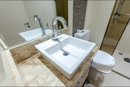 Apartamento para alugar com 60m², 3 quartos e 1 vaga Apartamento para alugar com 60m², 3 quartos e 1 vagaBanheiro