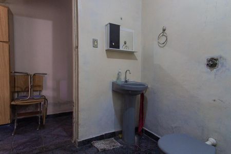 Casa para alugar com 130m², 2 quartos e 1 vaga Casa para alugar com 130m², 2 quartos e 1 vagaBanheiro 2