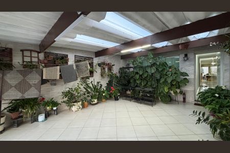Casa à venda com 175m², 3 quartos e 2 vagasGaragem