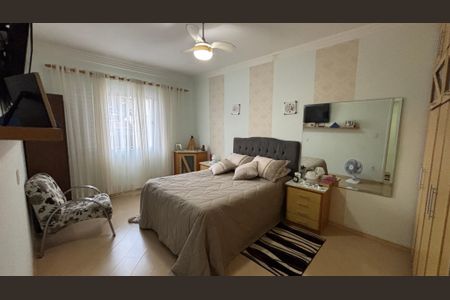Casa à venda com 175m², 3 quartos e 2 vagasQuarto 1