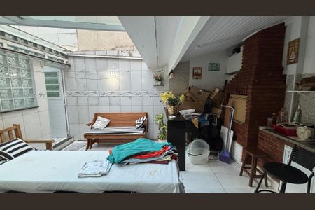 Casa à venda com 175m², 3 quartos e 2 vagasQuintal