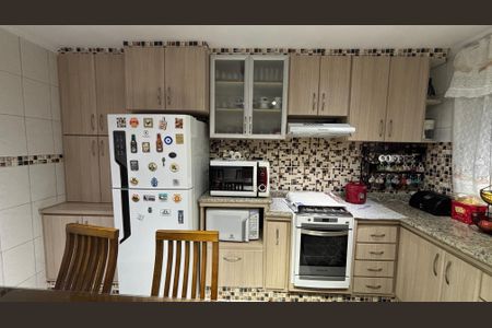 Casa à venda com 175m², 3 quartos e 2 vagasCozinha
