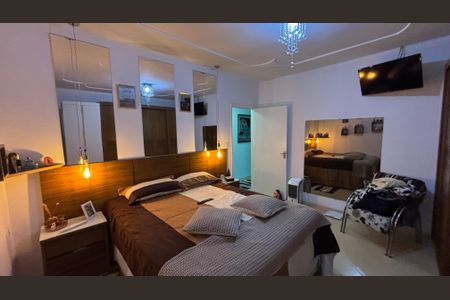Casa à venda com 175m², 3 quartos e 2 vagasSuite