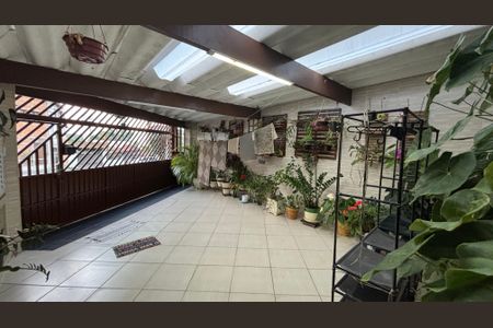 Casa à venda com 175m², 3 quartos e 2 vagasGaragem