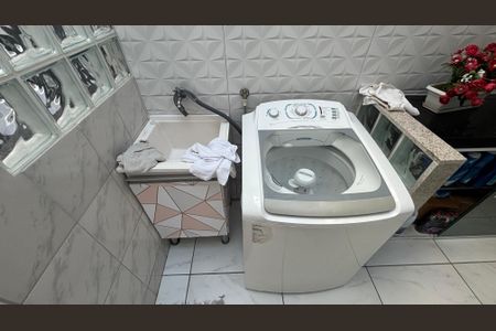 Casa à venda com 175m², 3 quartos e 2 vagasÁrea de Serviço