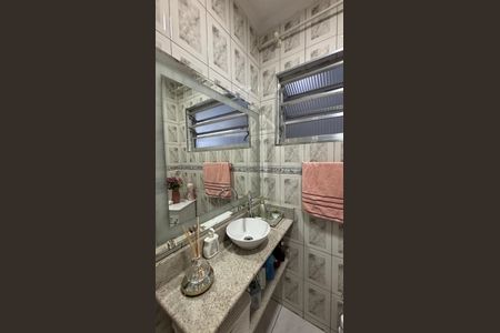 Casa à venda com 175m², 3 quartos e 2 vagasÁrea de Serviço - Banheiro