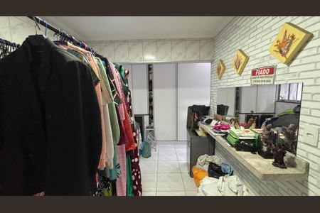 Casa à venda com 175m², 3 quartos e 2 vagasÁrea de Serviço