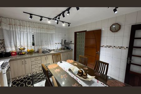 Casa à venda com 175m², 3 quartos e 2 vagasCozinha