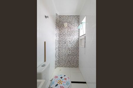 Banheiro  de apartamento para alugar com 1 quarto, 36m² em Vila Granada, São Paulo