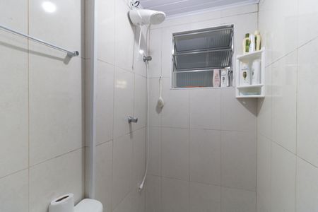 Apartamento à venda com 75m², 2 quartos e 1 vaga Apartamento à venda com 75m², 2 quartos e 1 vagaBanheiro