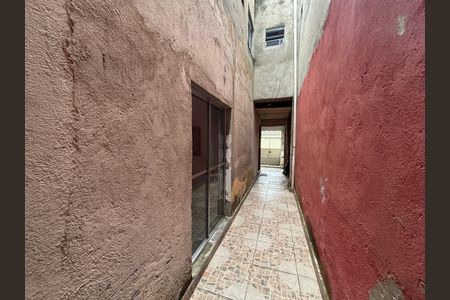 Casa para alugar com 125m², 4 quartos e 2 vagas Casa para alugar com 125m², 4 quartos e 2 vagasCorredor