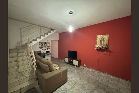 Casa para alugar com 125m², 4 quartos e 2 vagas Casa para alugar com 125m², 4 quartos e 2 vagasSala