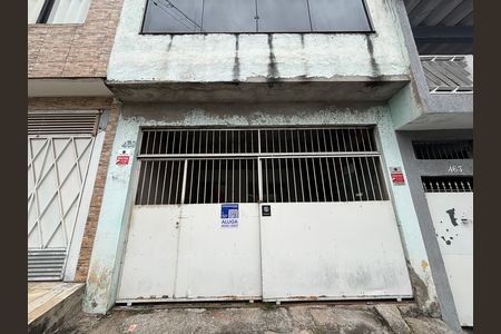 Casa para alugar com 125m², 4 quartos e 2 vagas Casa para alugar com 125m², 4 quartos e 2 vagasFachada