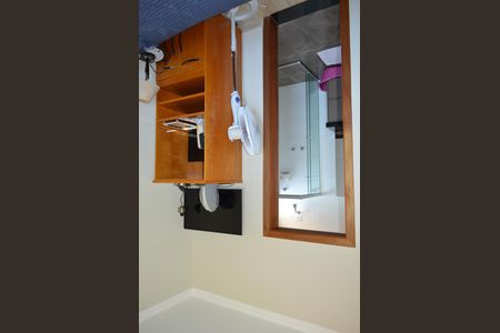 Casa de condomínio para alugar com 300m², 3 quartos e 4 vagasSuíte 1