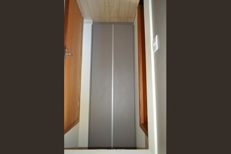 Casa de condomínio para alugar com 300m², 3 quartos e 4 vagasHall Quartos