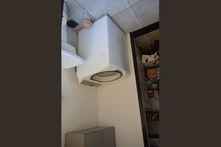 Casa de condomínio para alugar com 300m², 3 quartos e 4 vagasÁrea de Serviço