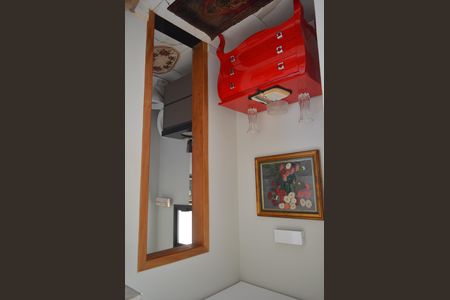 Casa de condomínio para alugar com 300m², 3 quartos e 4 vagasLavabo