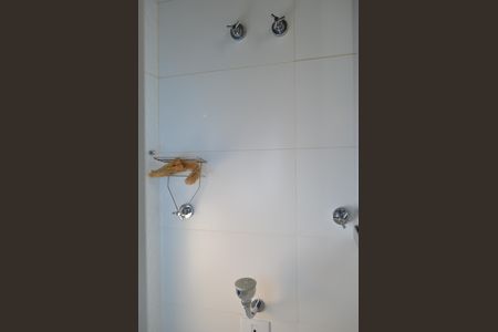 Casa de condomínio para alugar com 300m², 3 quartos e 4 vagasBanheiro da Suíte 2