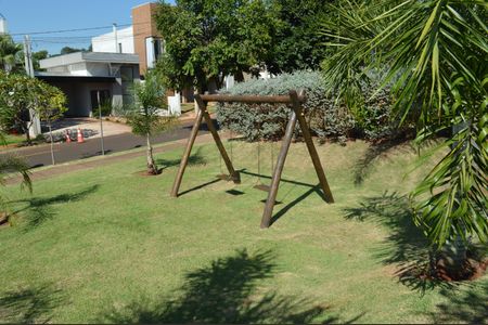 Casa de condomínio para alugar com 300m², 3 quartos e 4 vagasÁrea comum - Academia ao Ar Livre