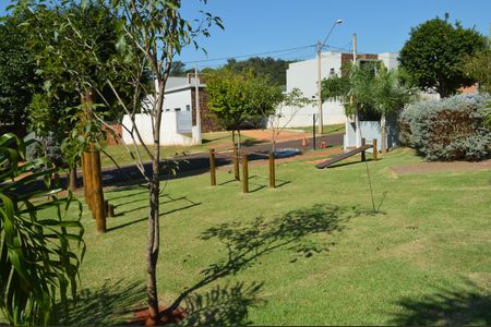 Casa de condomínio para alugar com 300m², 3 quartos e 4 vagasÁrea comum - Academia ao Ar Livre