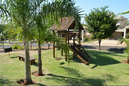 Casa de condomínio para alugar com 300m², 3 quartos e 4 vagasÁrea comum - Academia ao Ar Livre